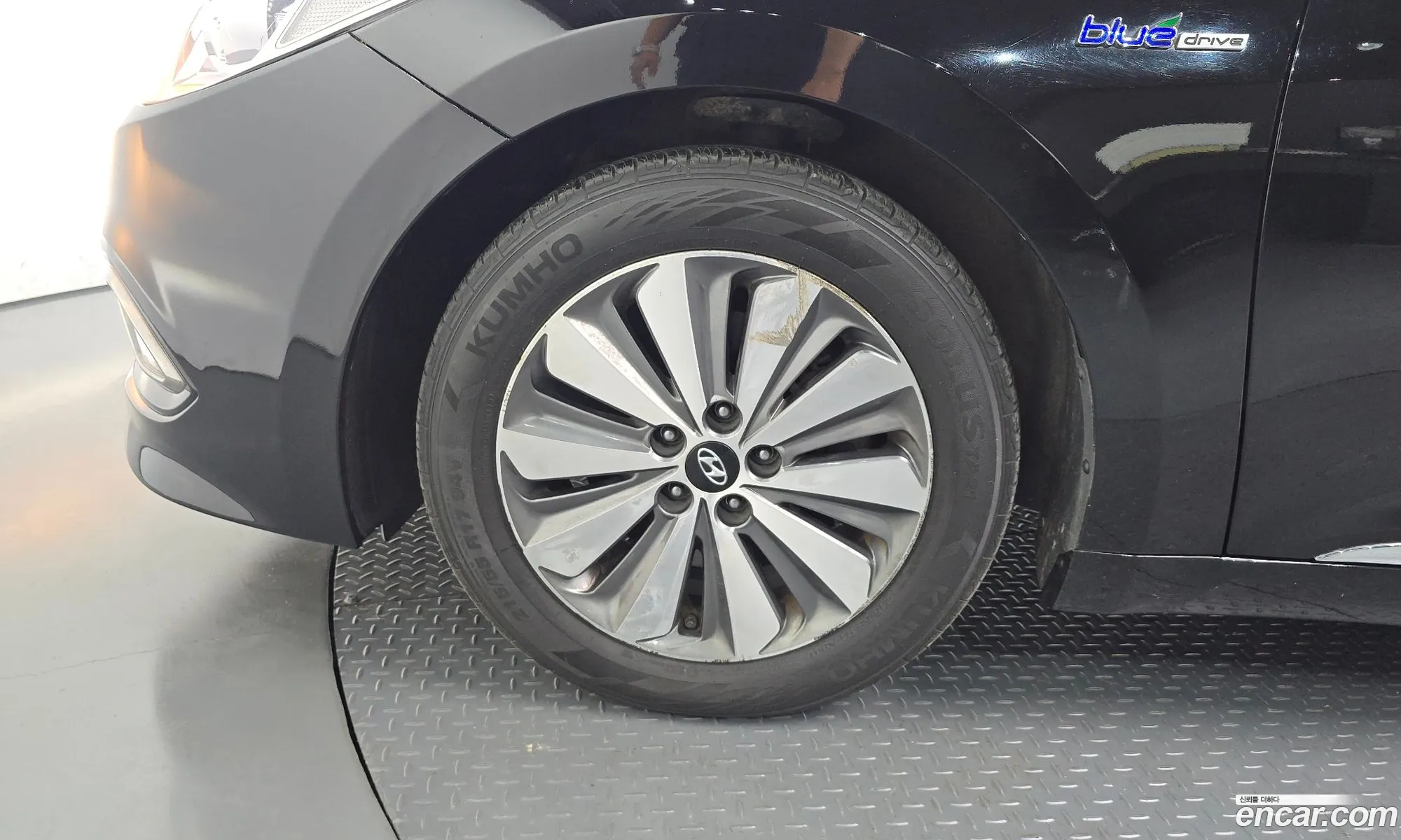 Hyundai Grandeur HG Hybrid 2015 — 24