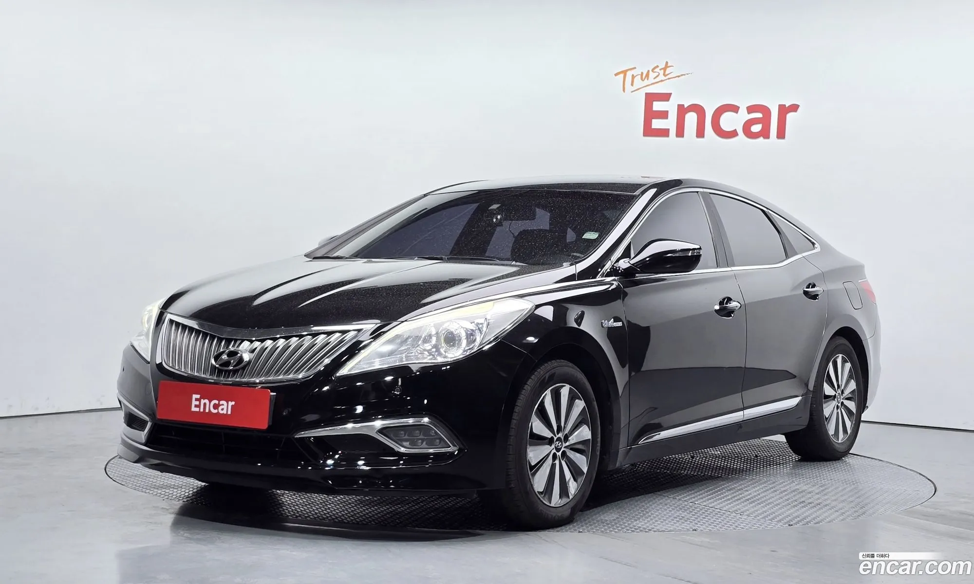 Hyundai Grandeur HG Hybrid 2015 — 19