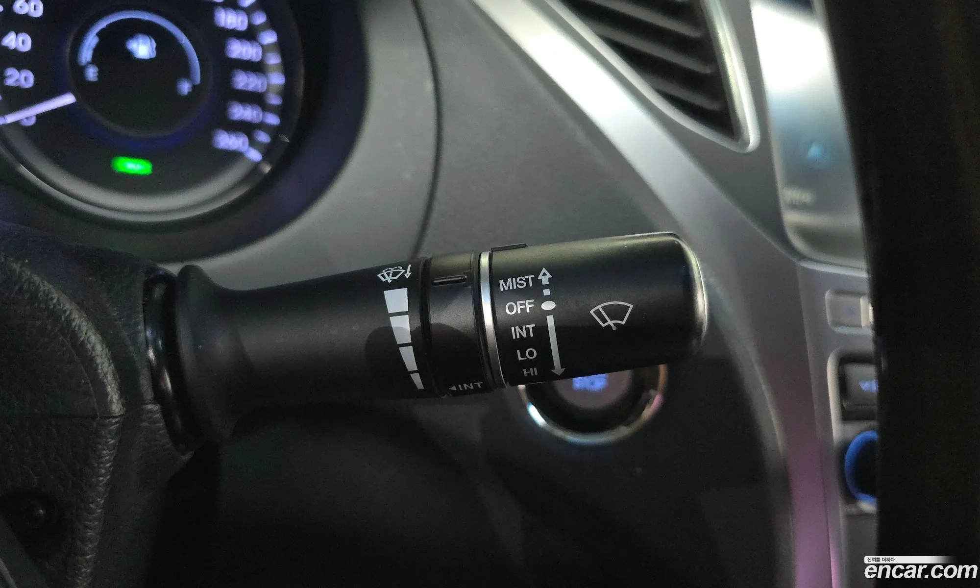 Hyundai Grandeur HG Hybrid 2015 — 25