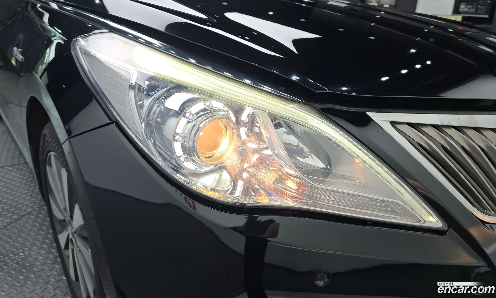 Hyundai Grandeur HG Hybrid 2015 — 26