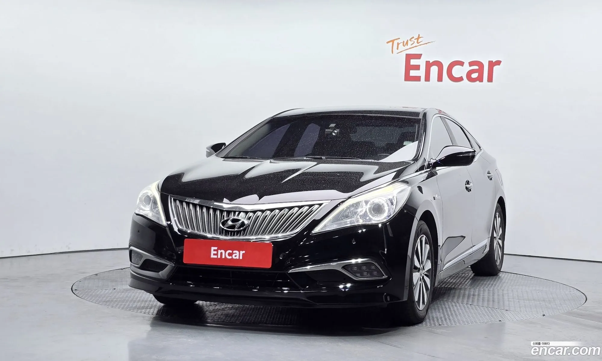 Hyundai Grandeur HG Hybrid 2015 — 28