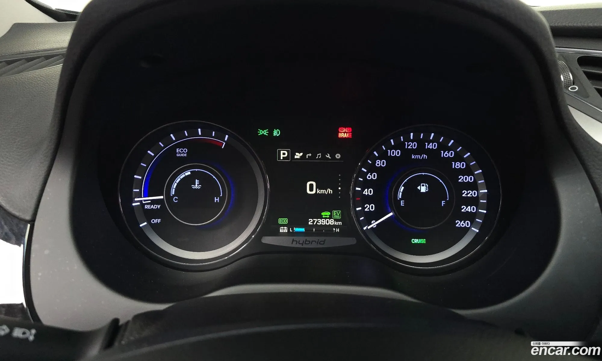Hyundai Grandeur HG Hybrid 2015 — 29