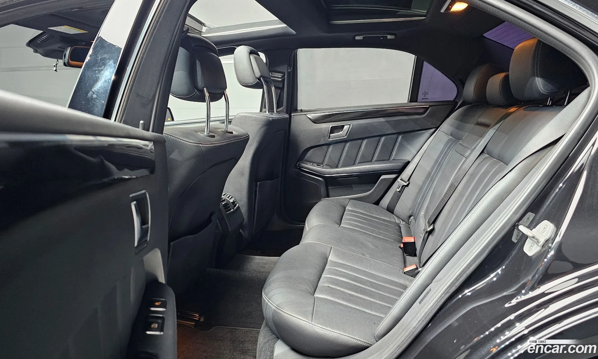 Mercedes-Benz E-Class W212 2014 WDDHF8BB5EB043698 — 6