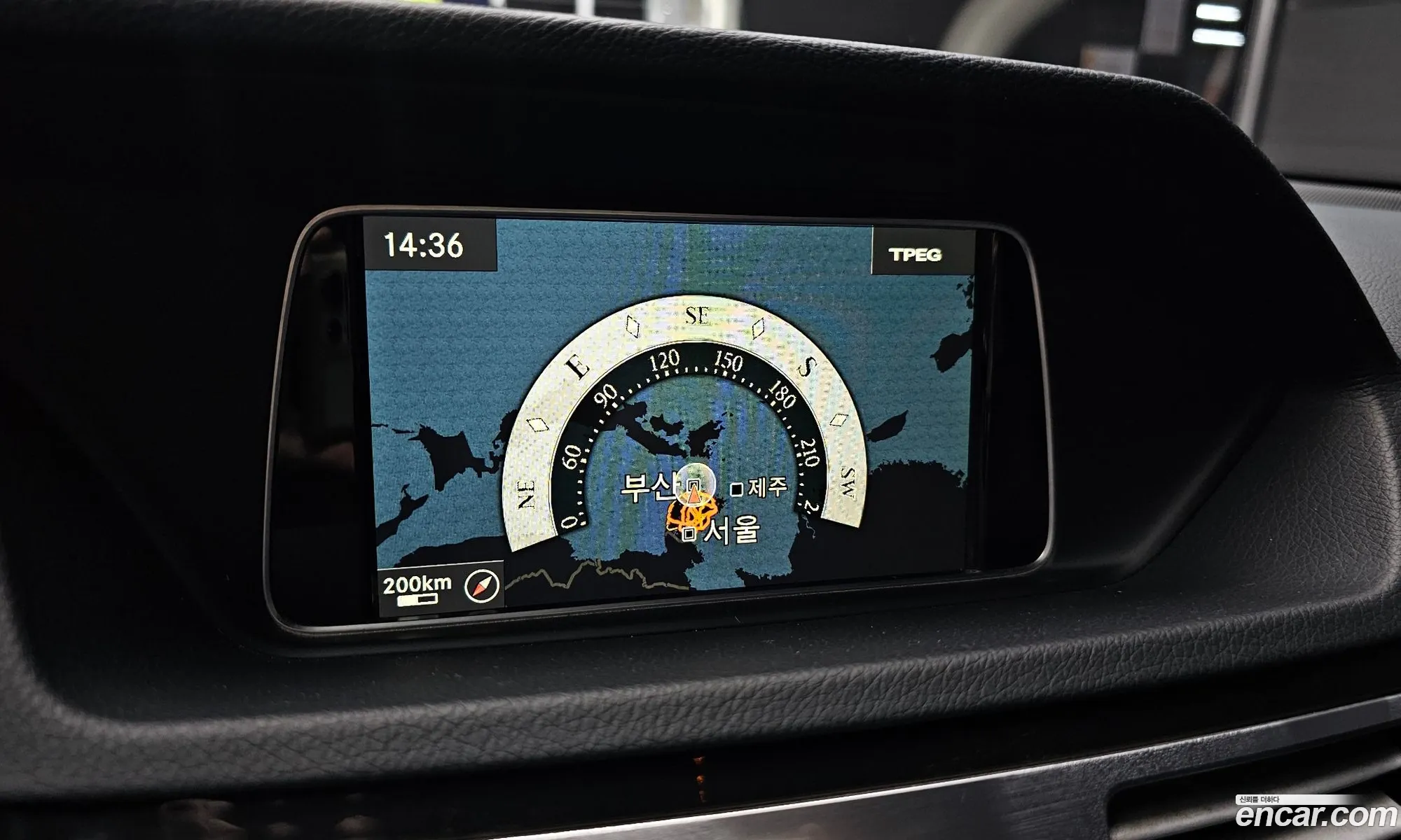 Mercedes-Benz E-Class W212 2014 WDDHF8BB5EB043698 — 14