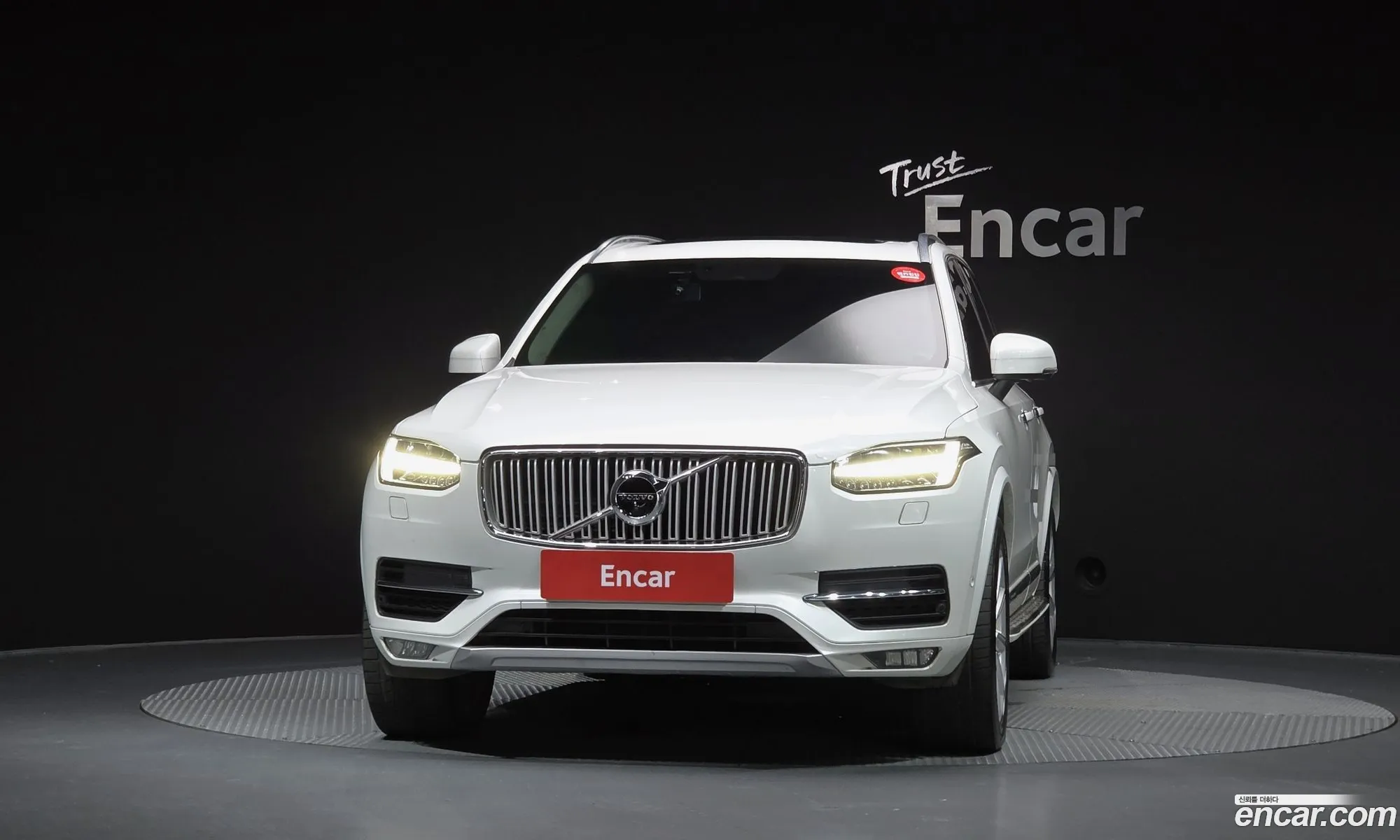 Volvo XC90 2017 YV1LF68BCH1163169 — 3