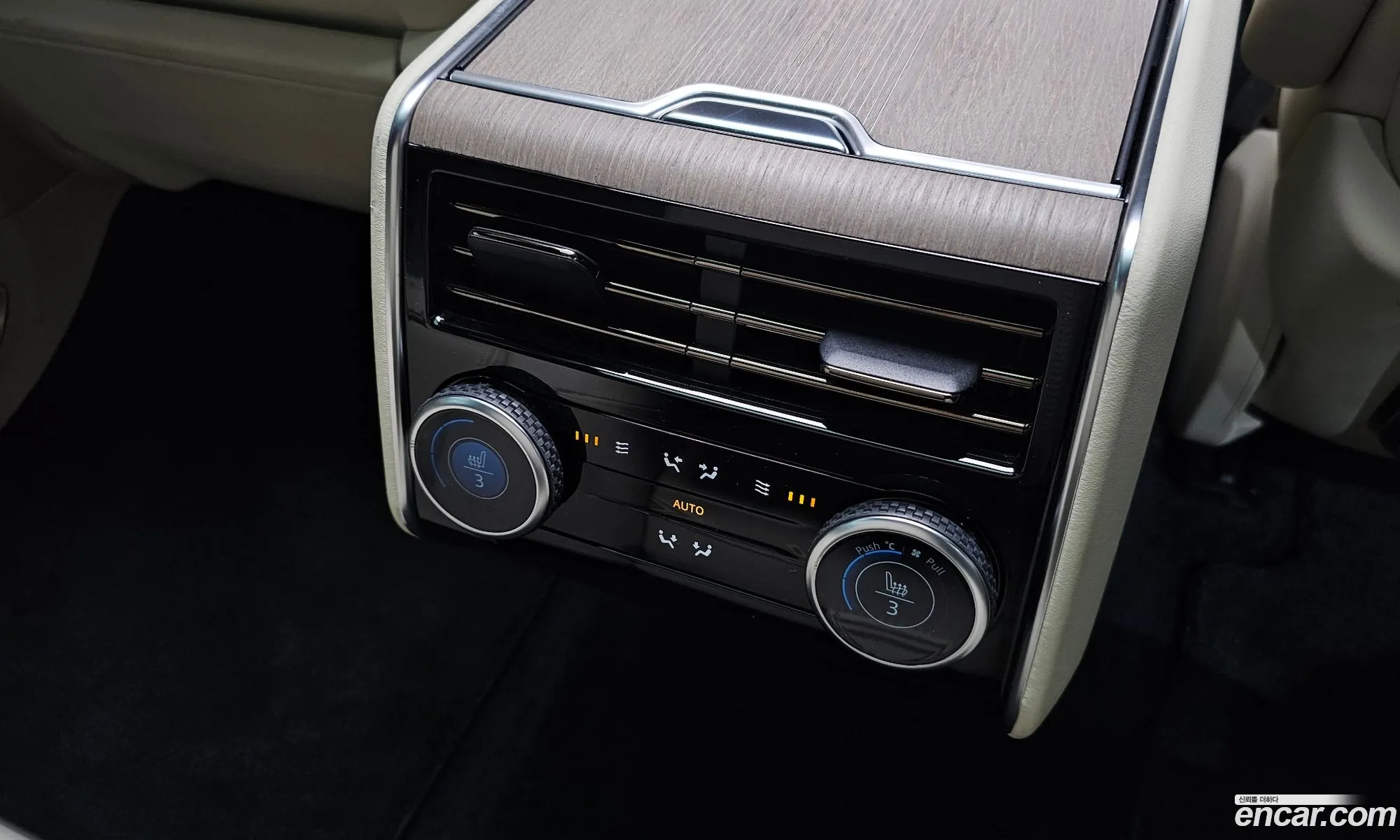 Land Rover Range Rover 2022 SALKABB70PA026784 — 42