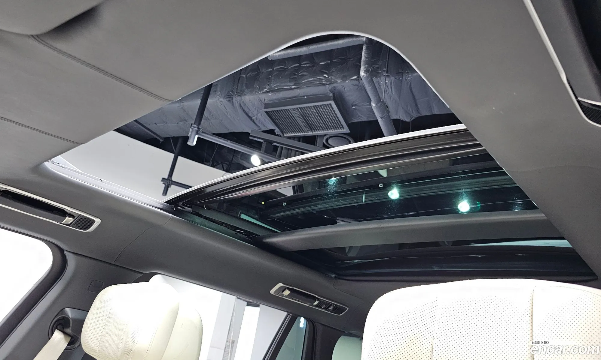 Land Rover Range Rover 2022 SALKABB70PA026784 — 5