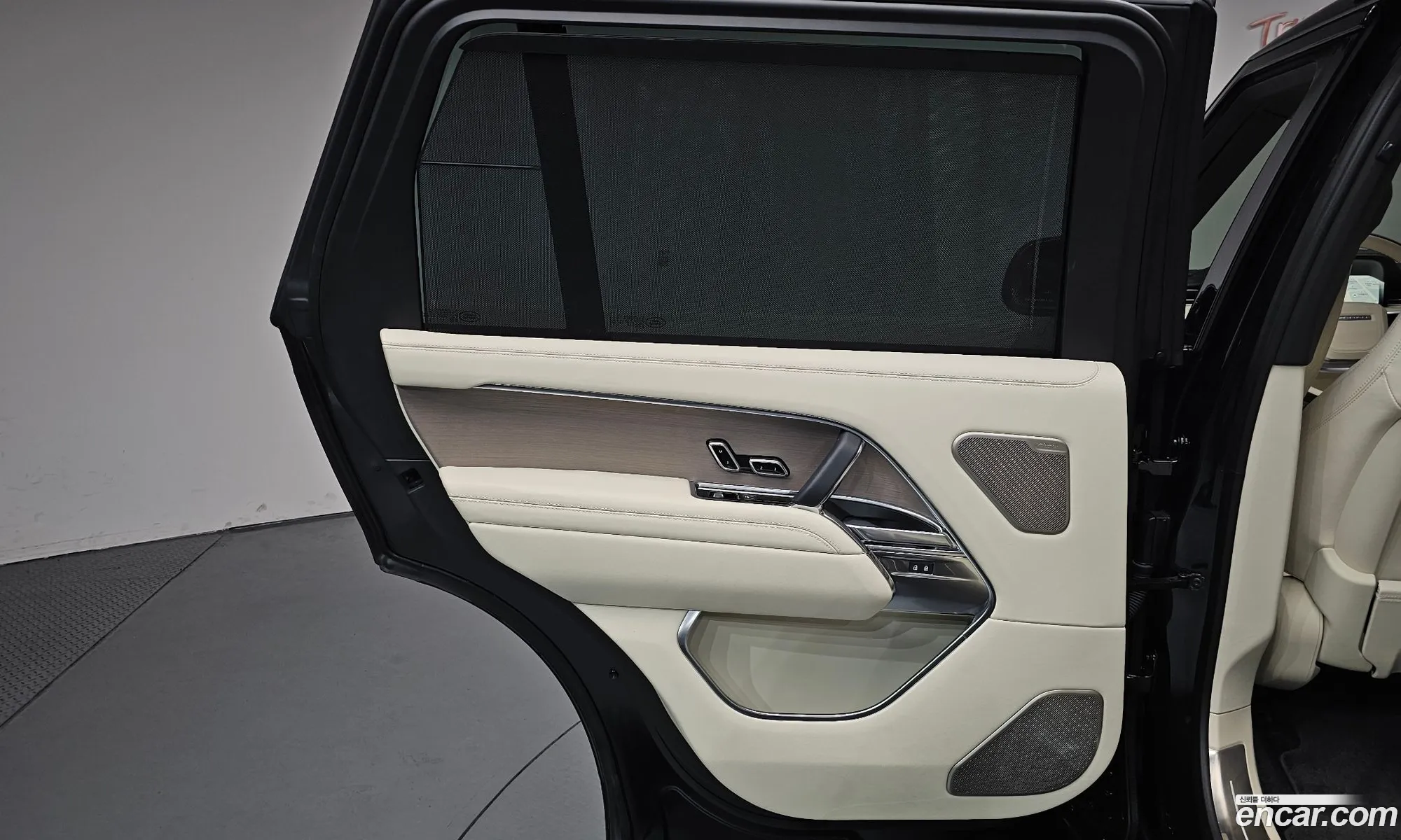 Land Rover Range Rover 2022 SALKABB70PA026784 — 22