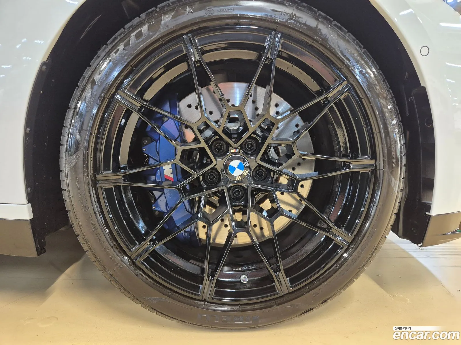 BMW M3 2025 — 11