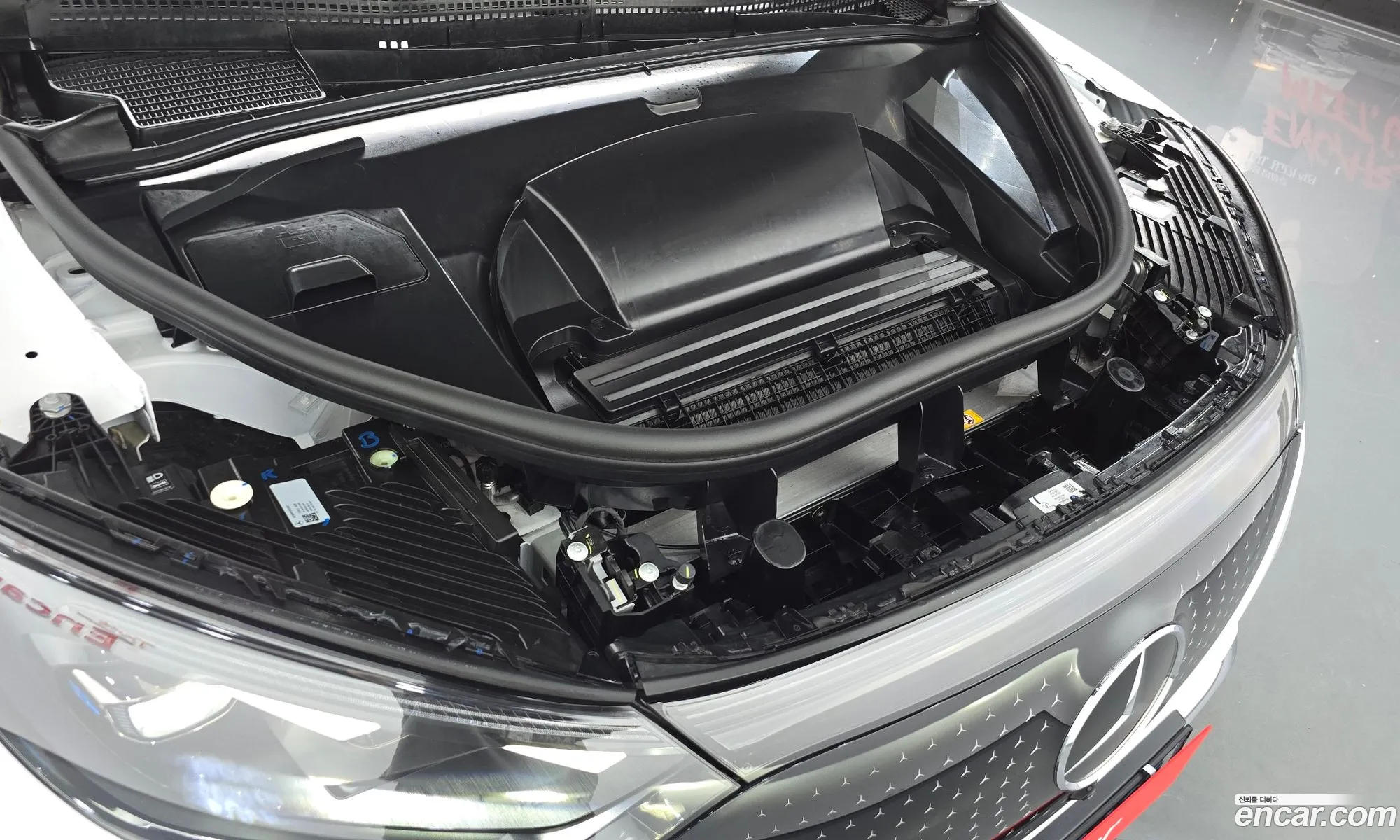 Mercedes-Benz EQE SUV X294 2023 — 20