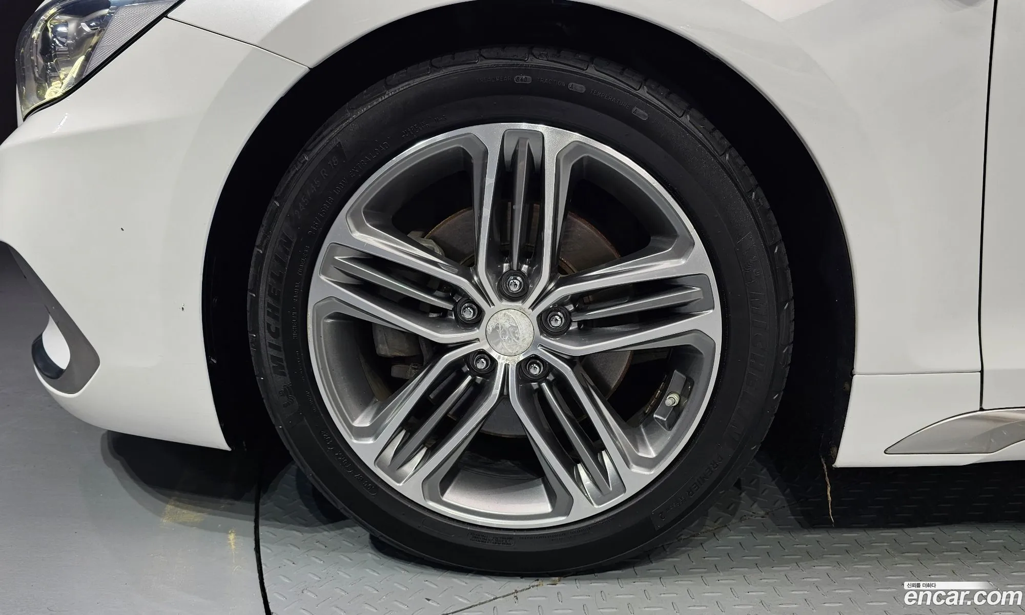 Hyundai Grandeur IG 2018 — 11