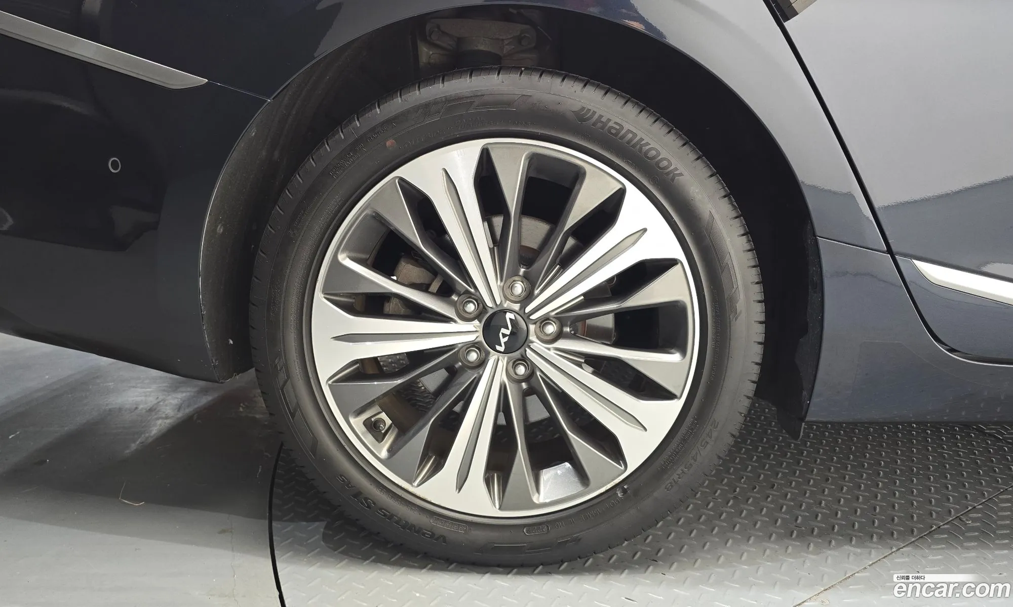 Kia K8 Hybrid 2022 — 29