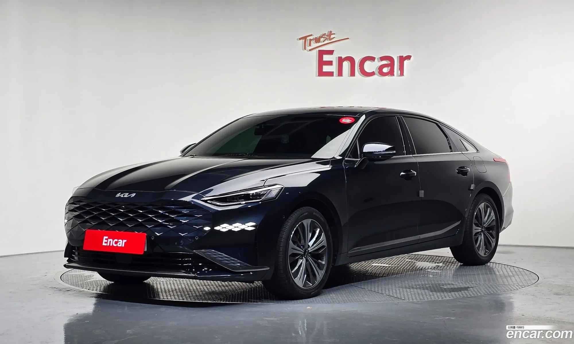 Kia K8 Hybrid 2022 — 12