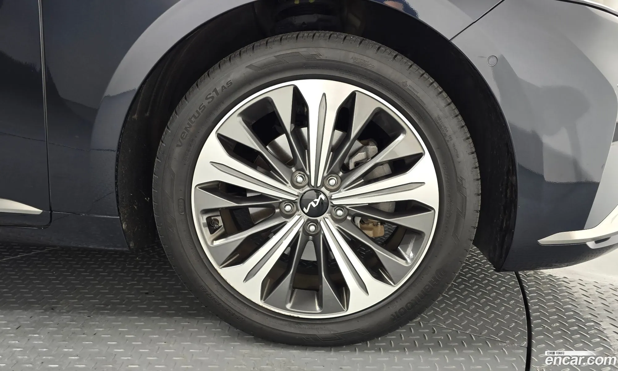 Kia K8 Hybrid 2022 — 30