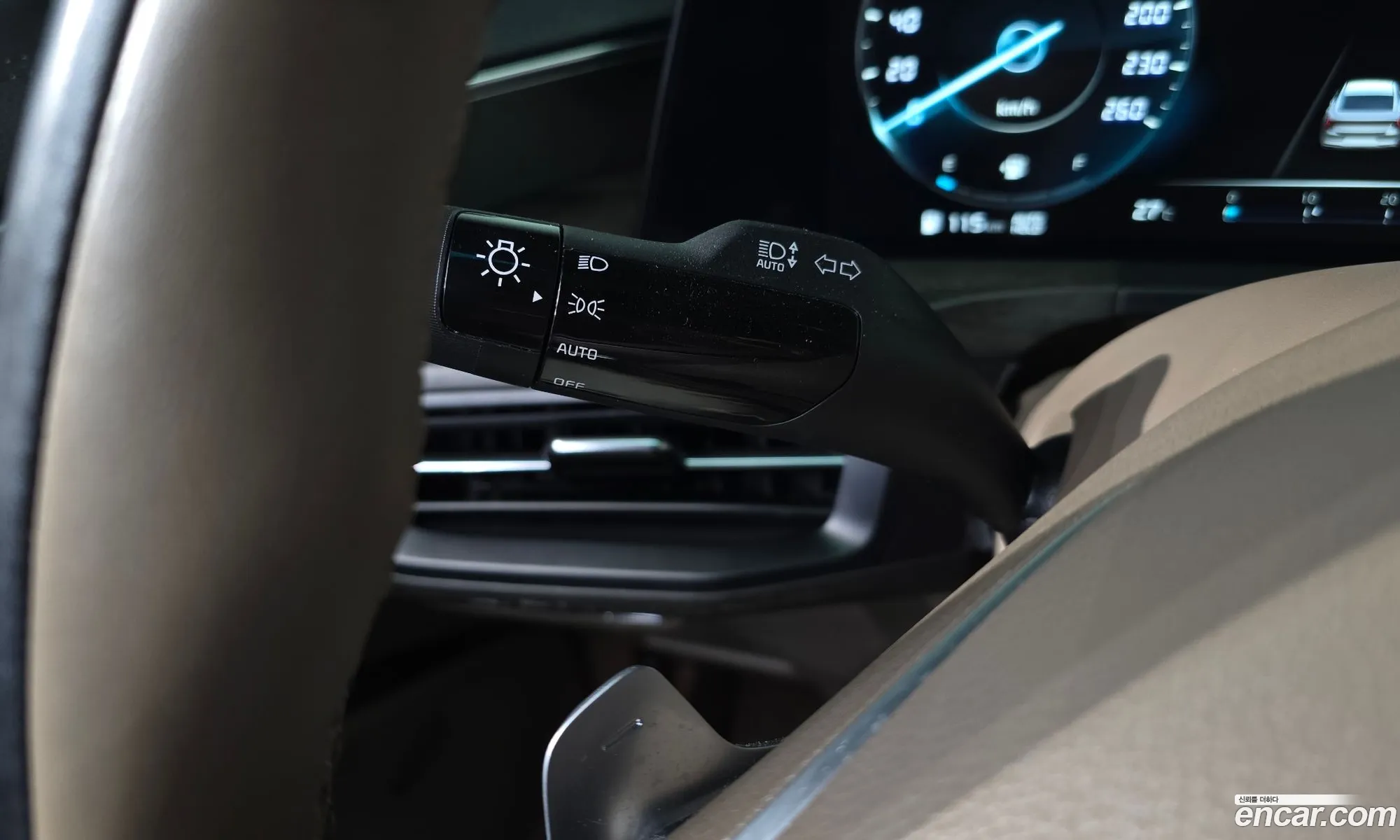 Kia K8 Hybrid 2022 — 19