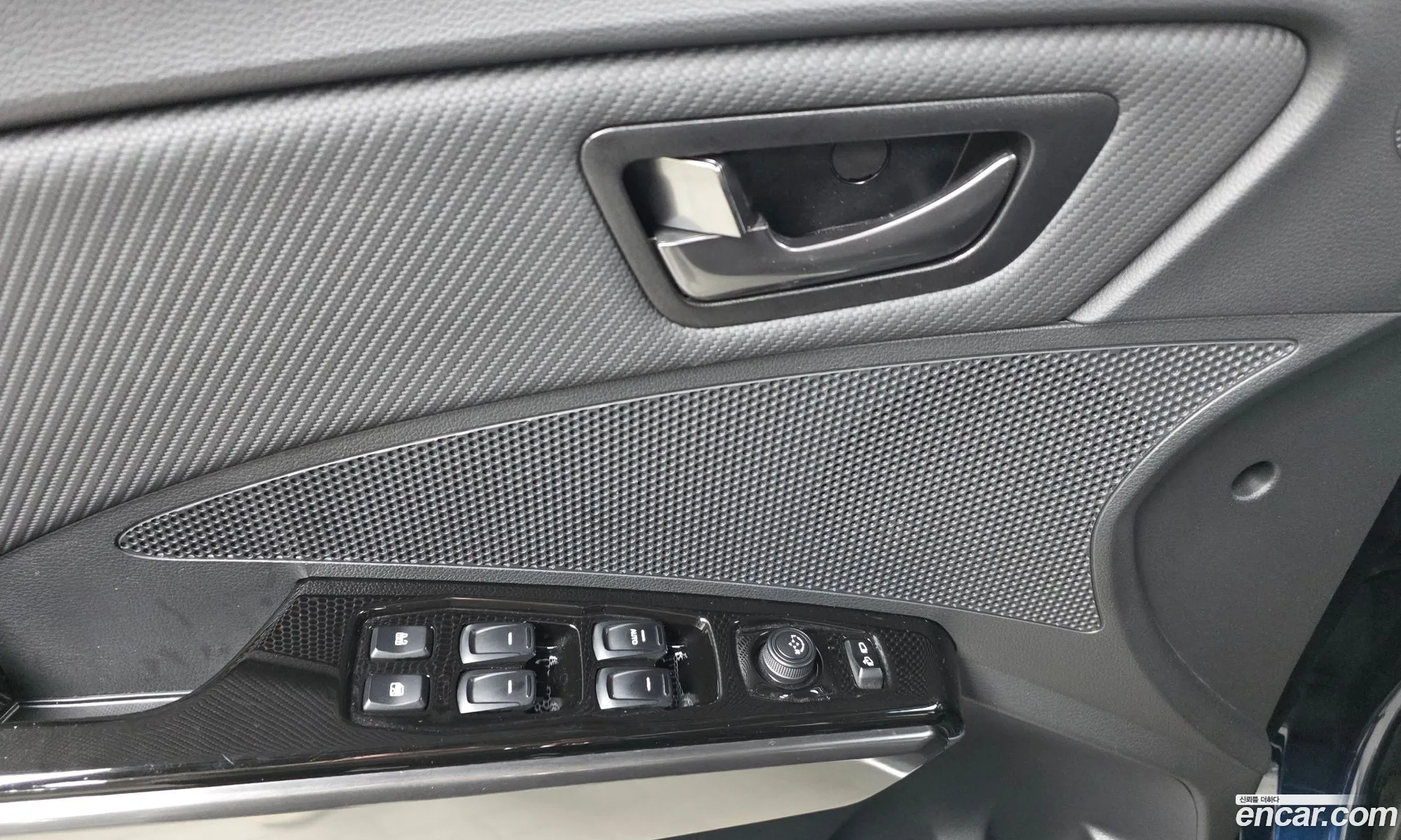 KG Mobility (SsangYong) Tivoli 2024 — 21