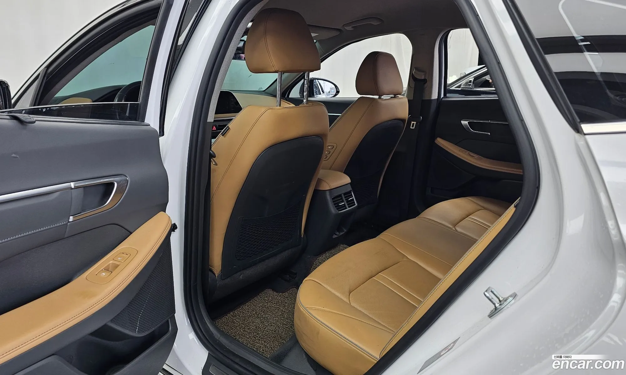 Hyundai Sonata 2020 — 16