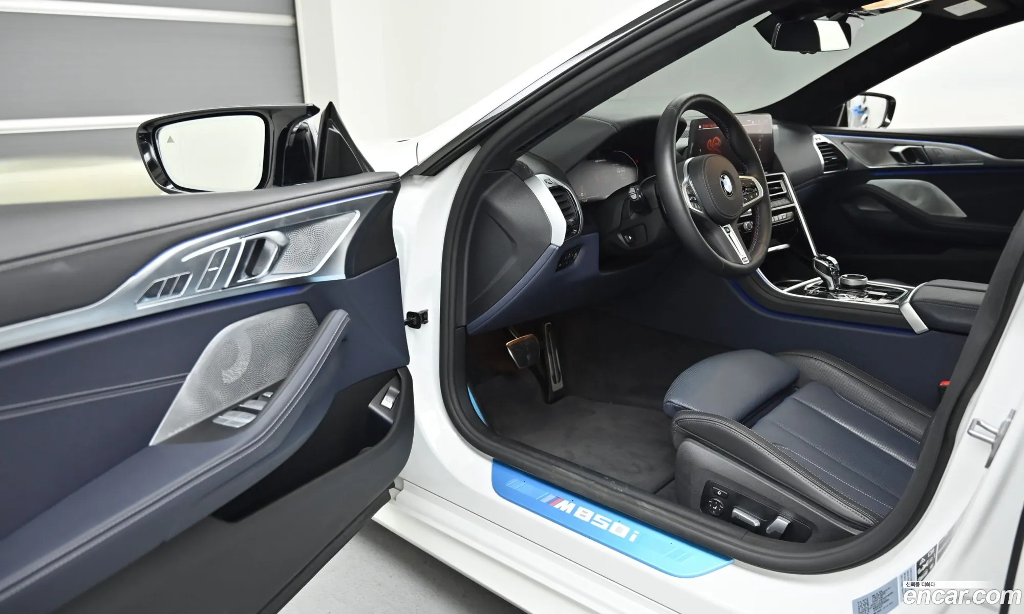 BMW 8 Series 2025 — 7