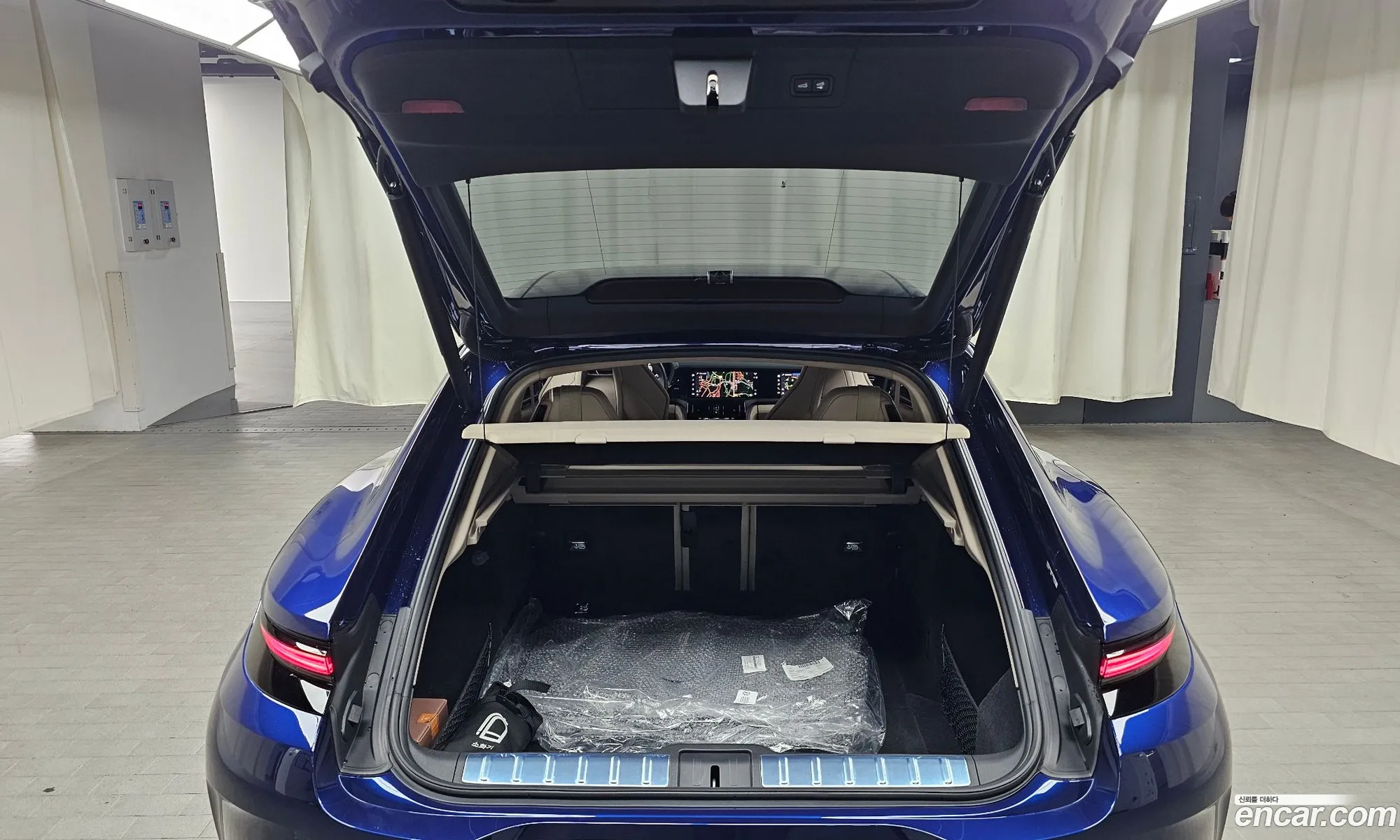 Porsche Panamera 2024 WP0AA2YA8RL002908 — 2