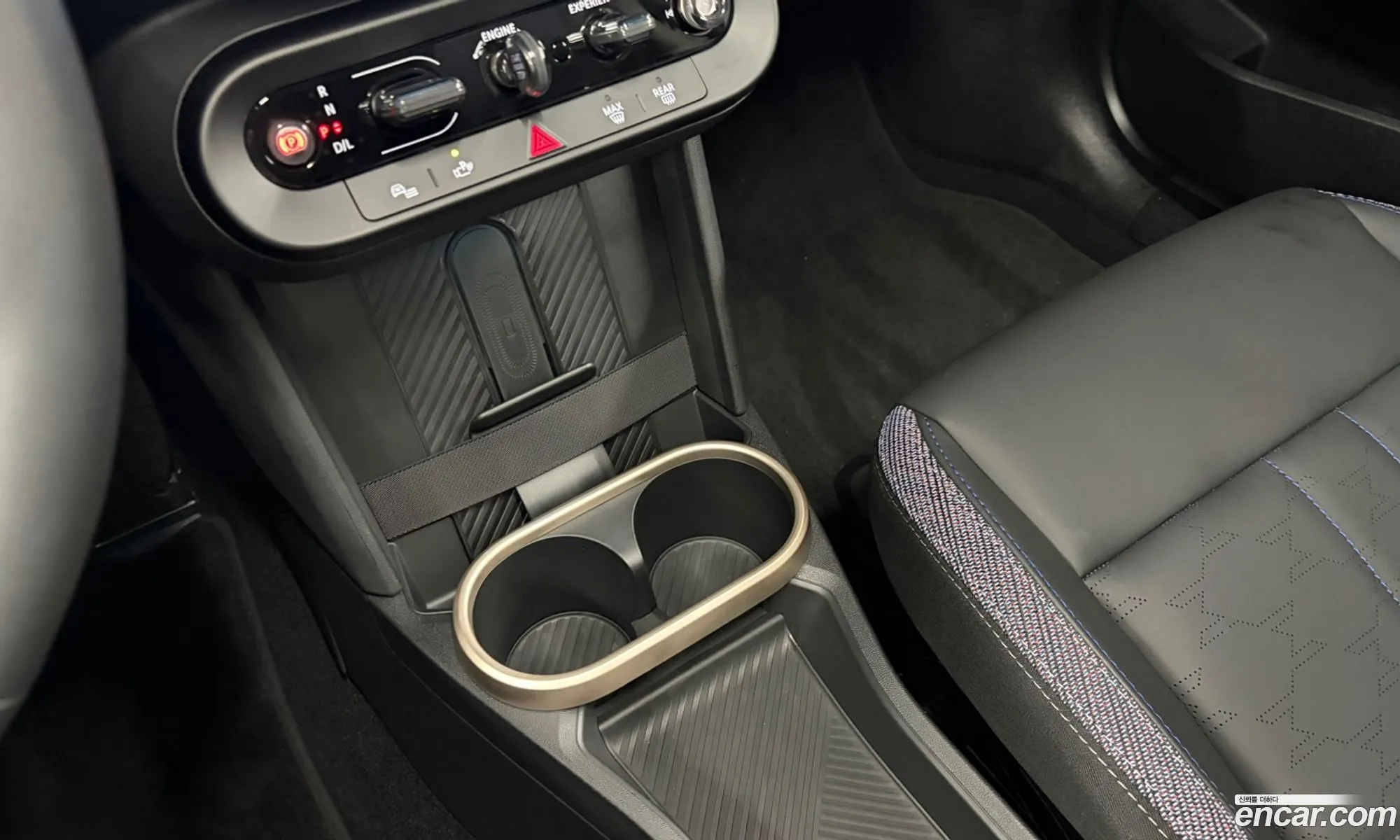 Mini Cooper C 2025 — 4