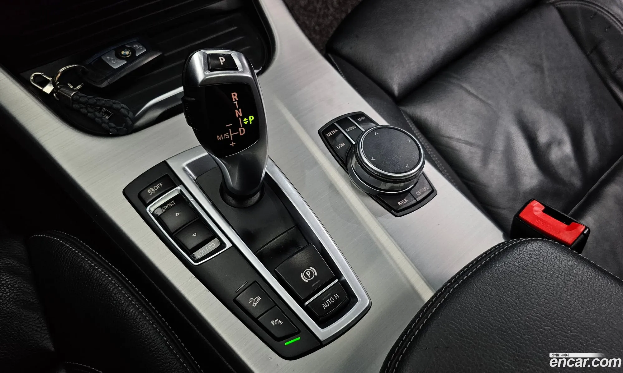 BMW X4 2017 WBAXX1104H0W11575 — 11