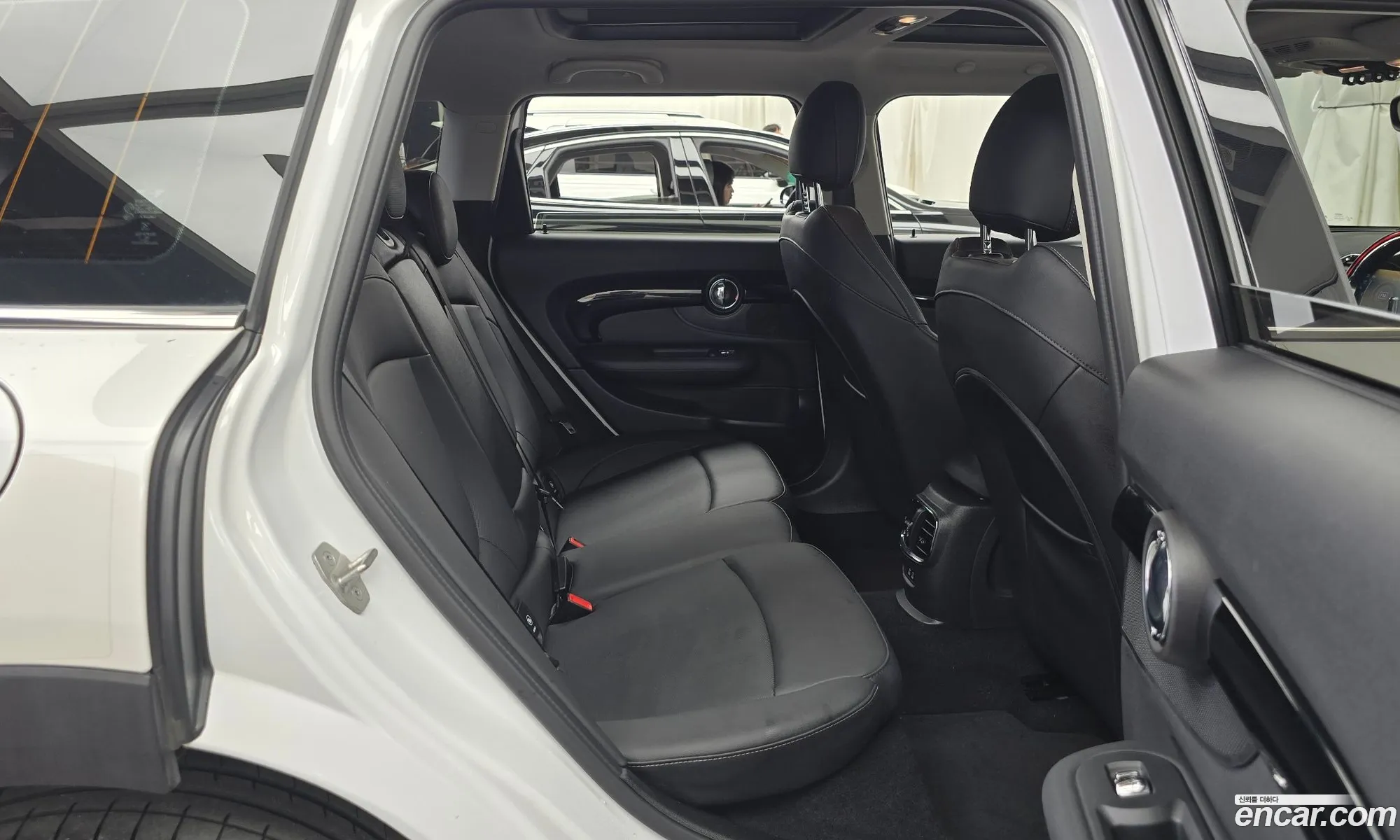 Mini Cooper Clubman 2023 — 31
