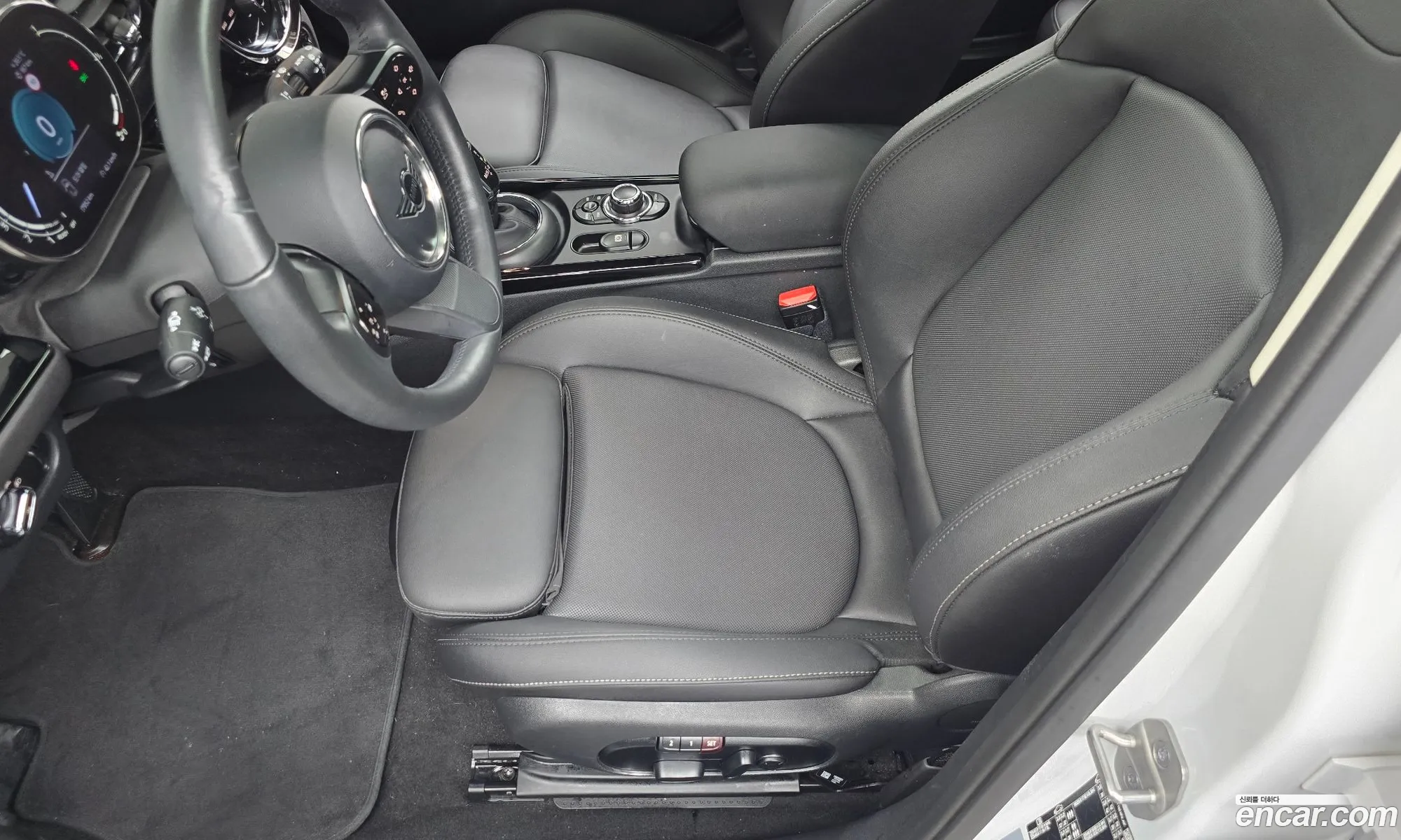 Mini Cooper Clubman 2023 — 5