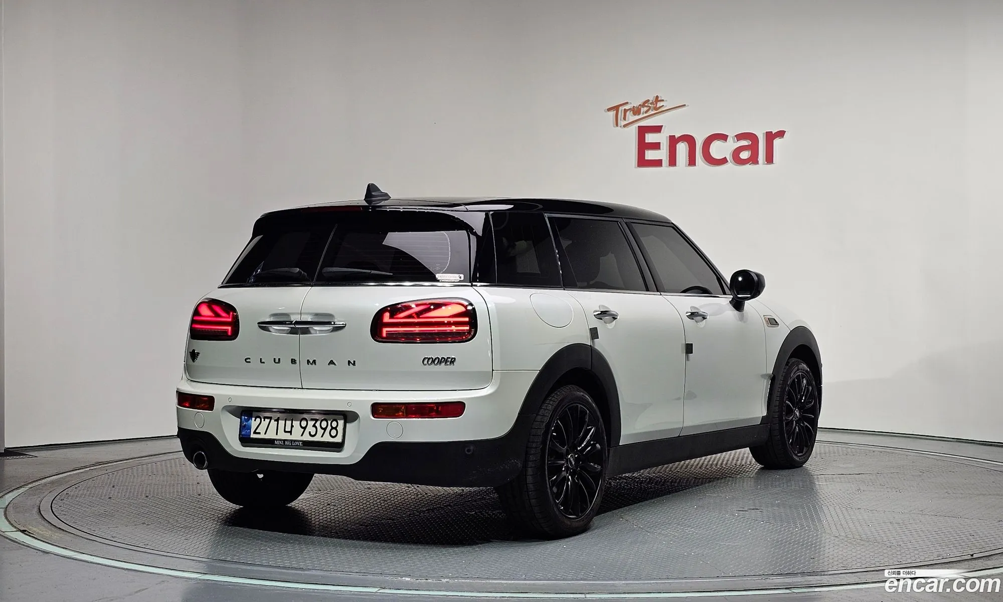 Mini Cooper Clubman 2023 — 16