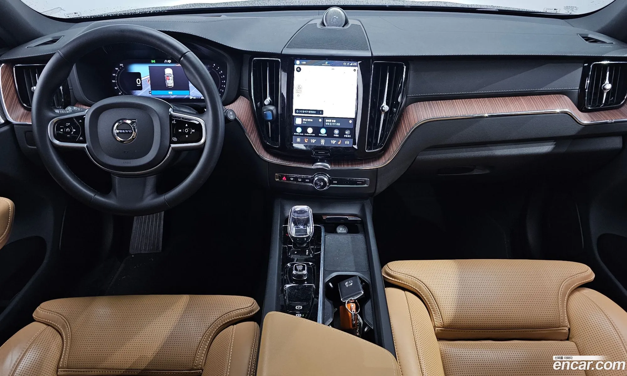 Volvo XC60 2022 YV1UZ0629P1259925 — 10