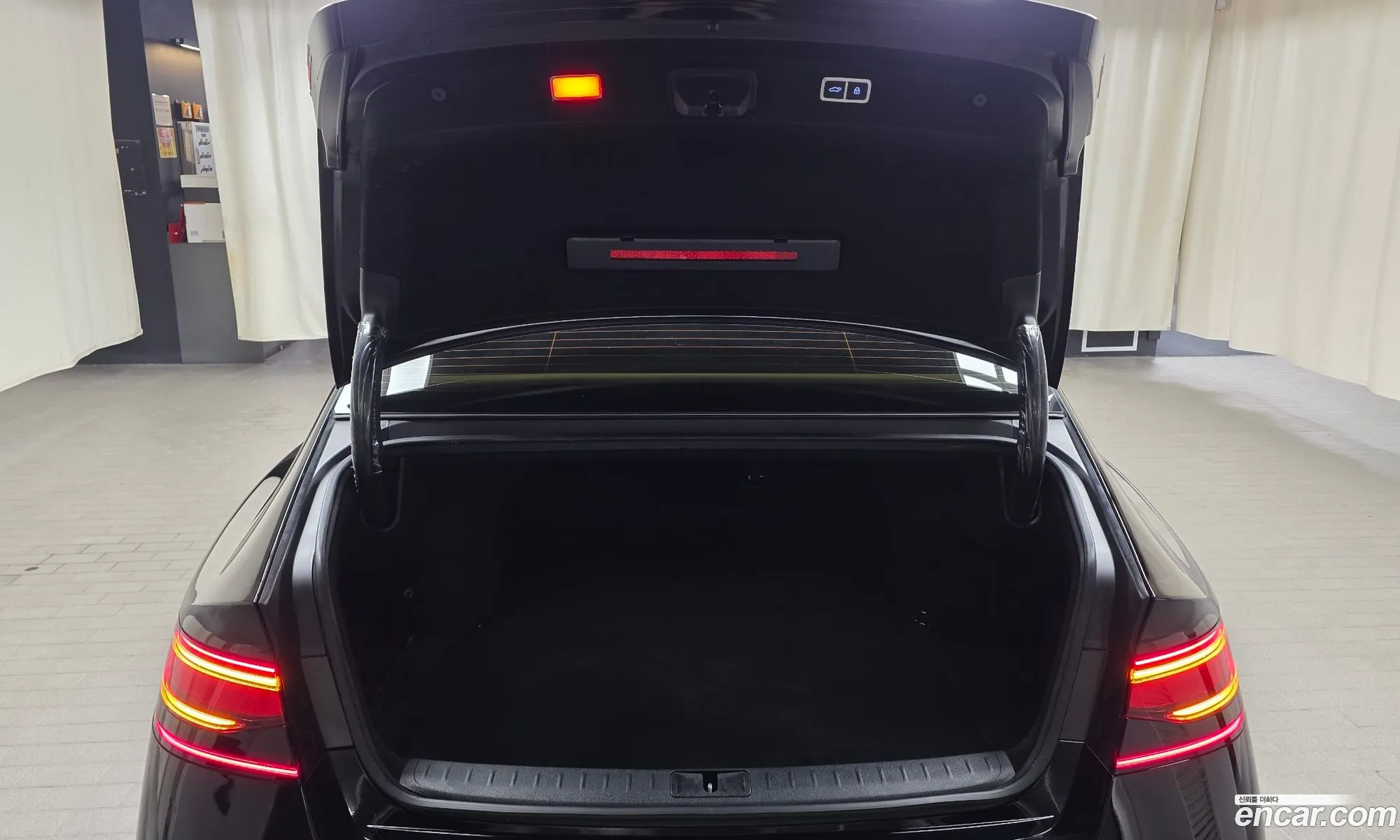 Genesis G90 2024 — 30