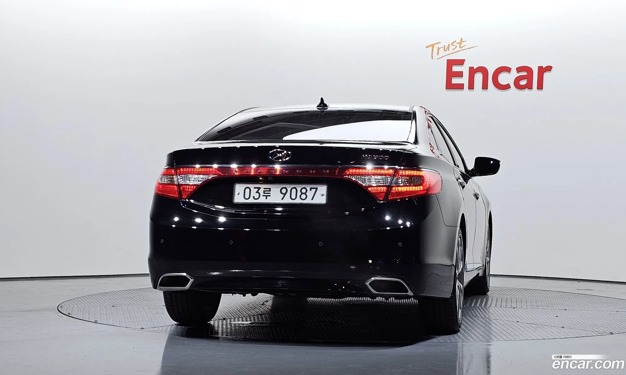 Hyundai Grandeur HG 2016 — 18