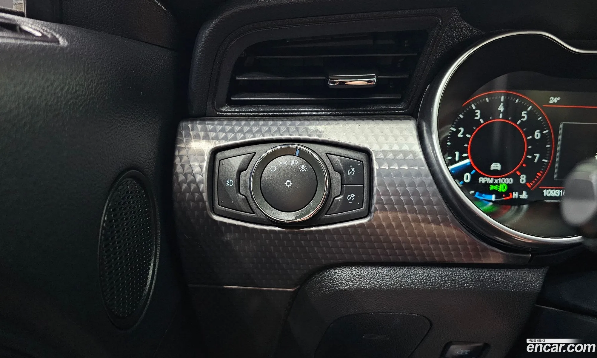 Ford Mustang 2019 1FA6P8CF111111111 — 3