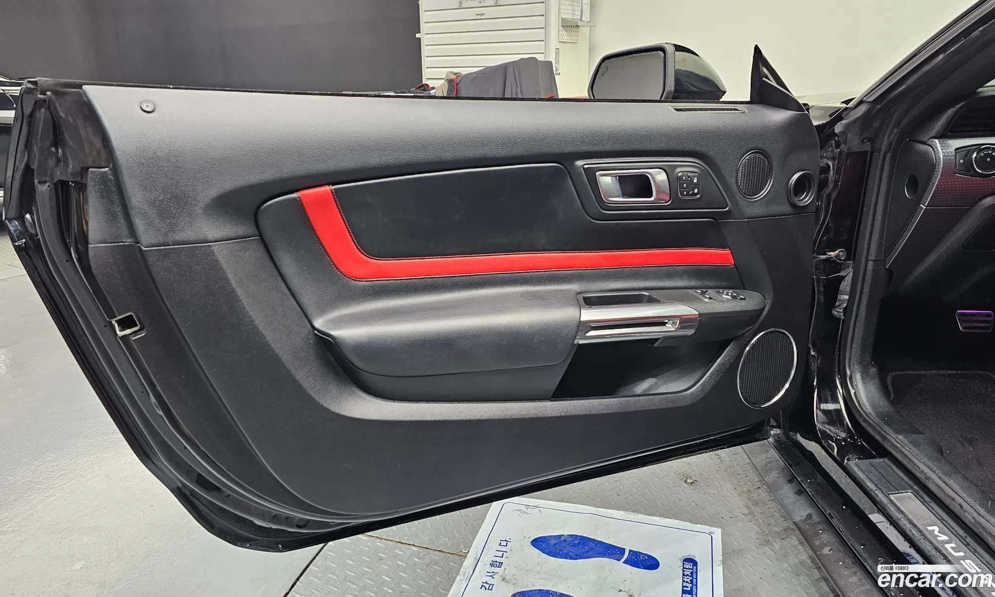 Ford Mustang 2019 1FA6P8CF111111111 — 22