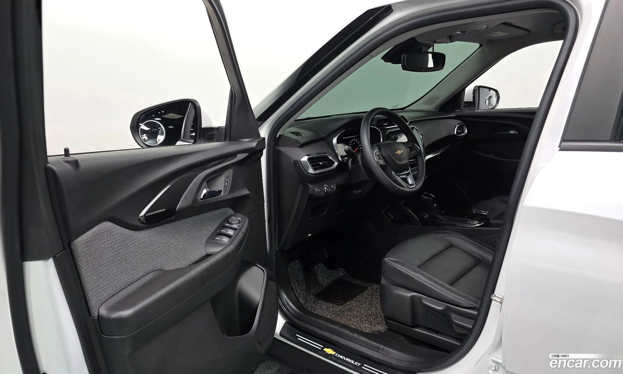 Chevrolet (GM Daewoo) Trailblazer 2022 — 24