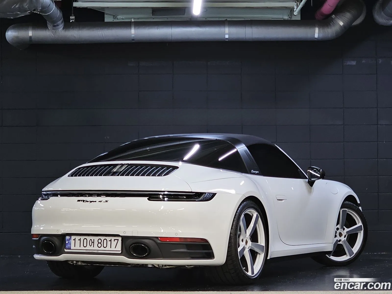 Porsche 911 2023 — 17