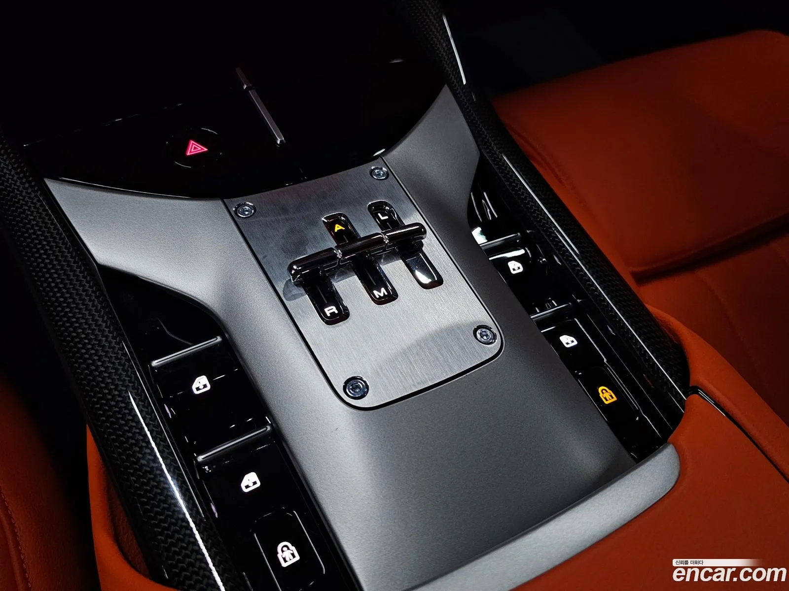Ferrari Purosangue 2025 — 18
