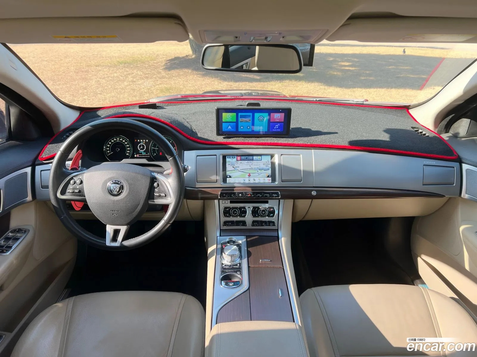 Jaguar XF 2014 — 19