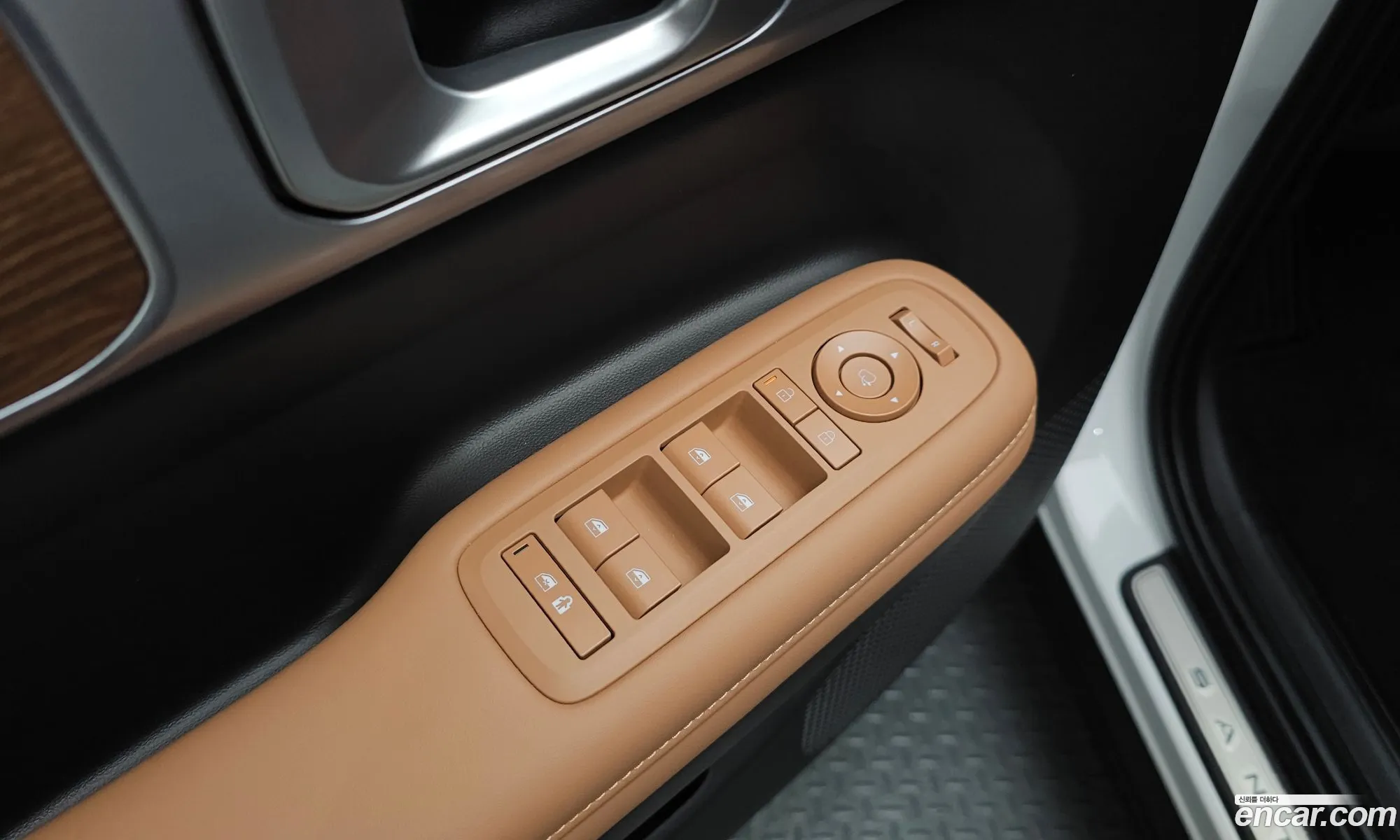 Hyundai Santa Fe 2026 — 4