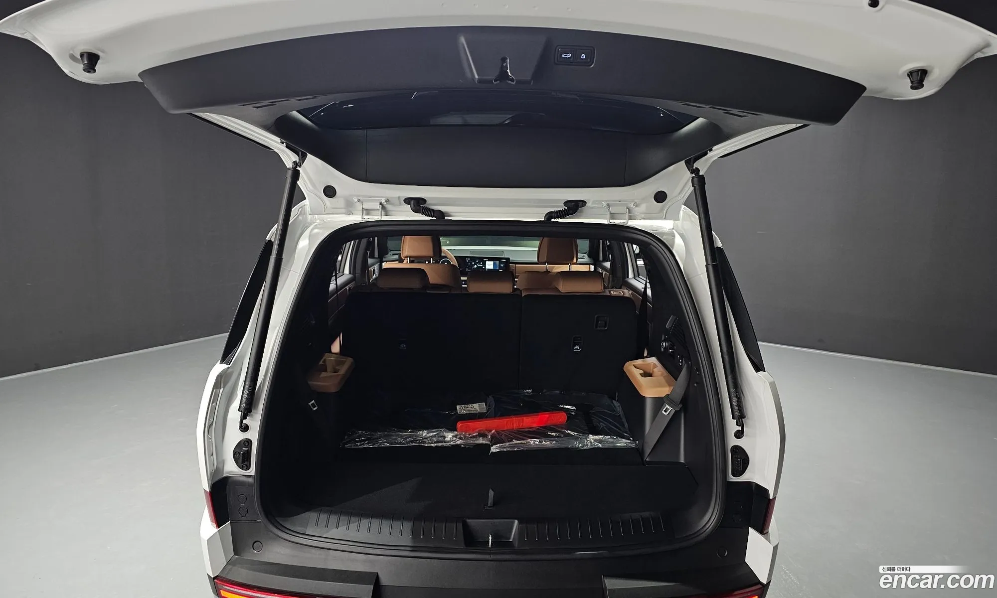 Hyundai Santa Fe 2026 — 20