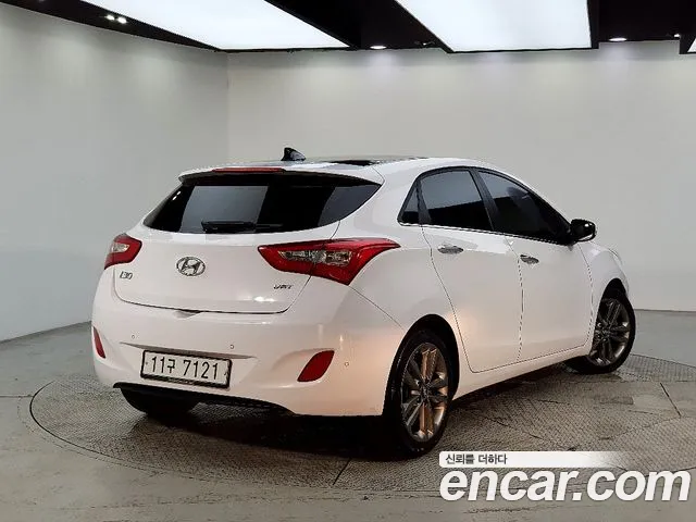 Hyundai i30 2015 — 3