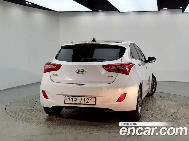 Hyundai i30 2015 — 2