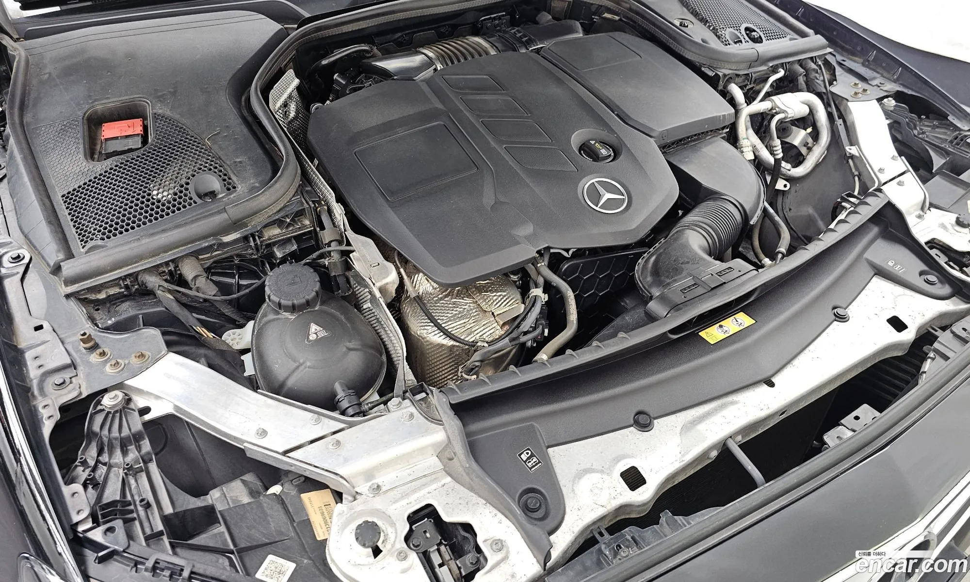 Mercedes-Benz E-Class W213 2020 — 15