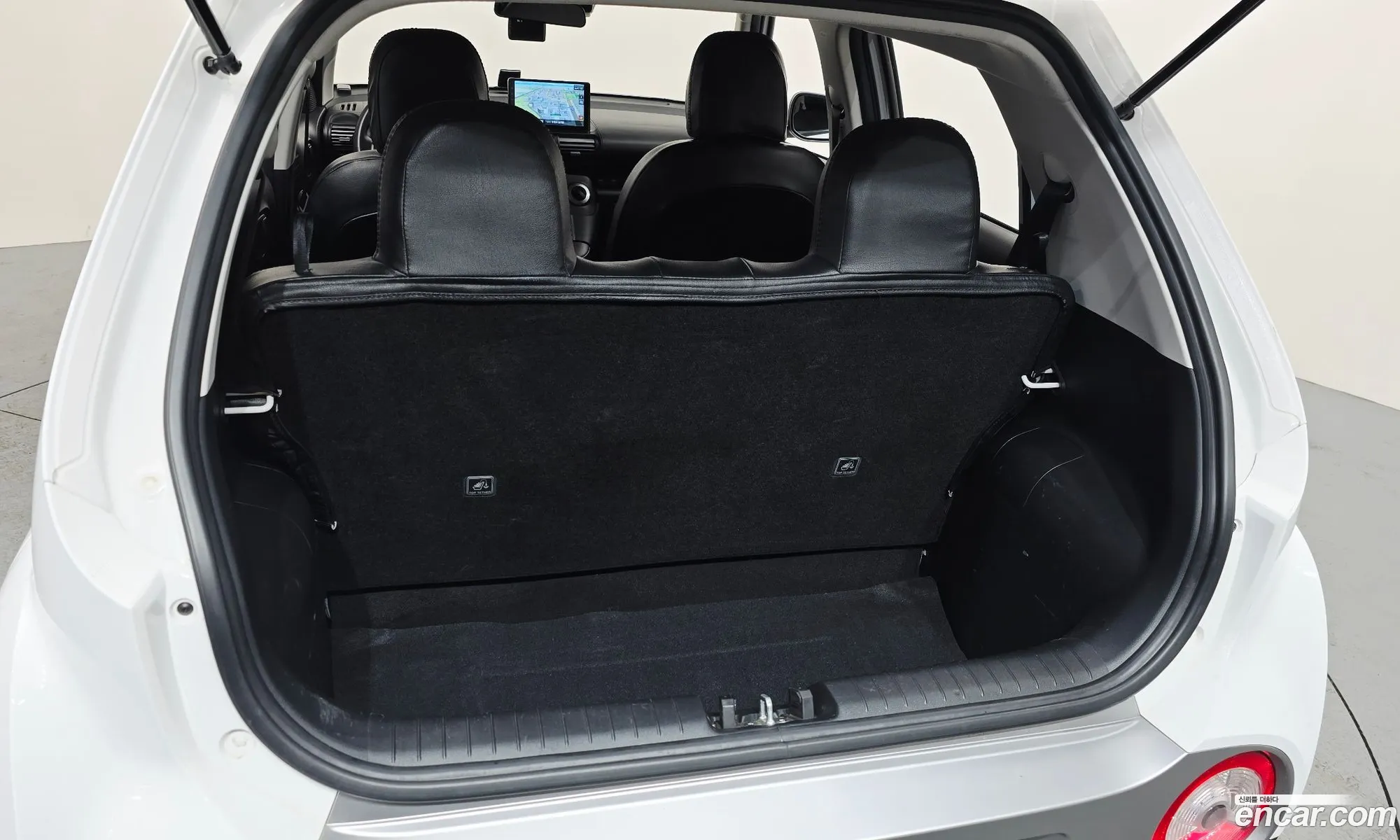 Hyundai Casper 2023 — 21