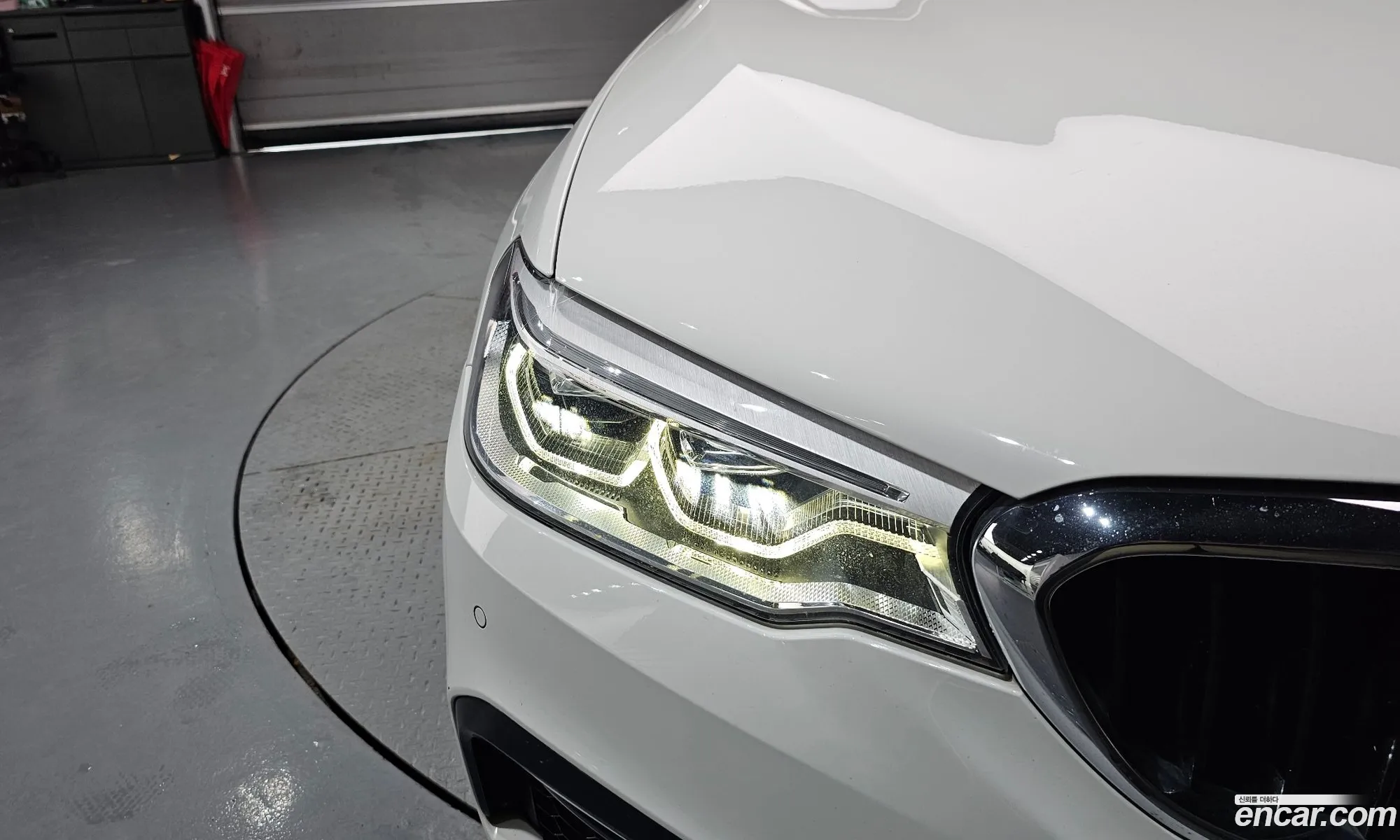 BMW 5 Series 2017 WBAJD3107JWC13082 — 27