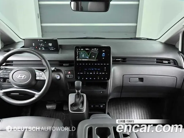 Hyundai Staria 2024 — 4