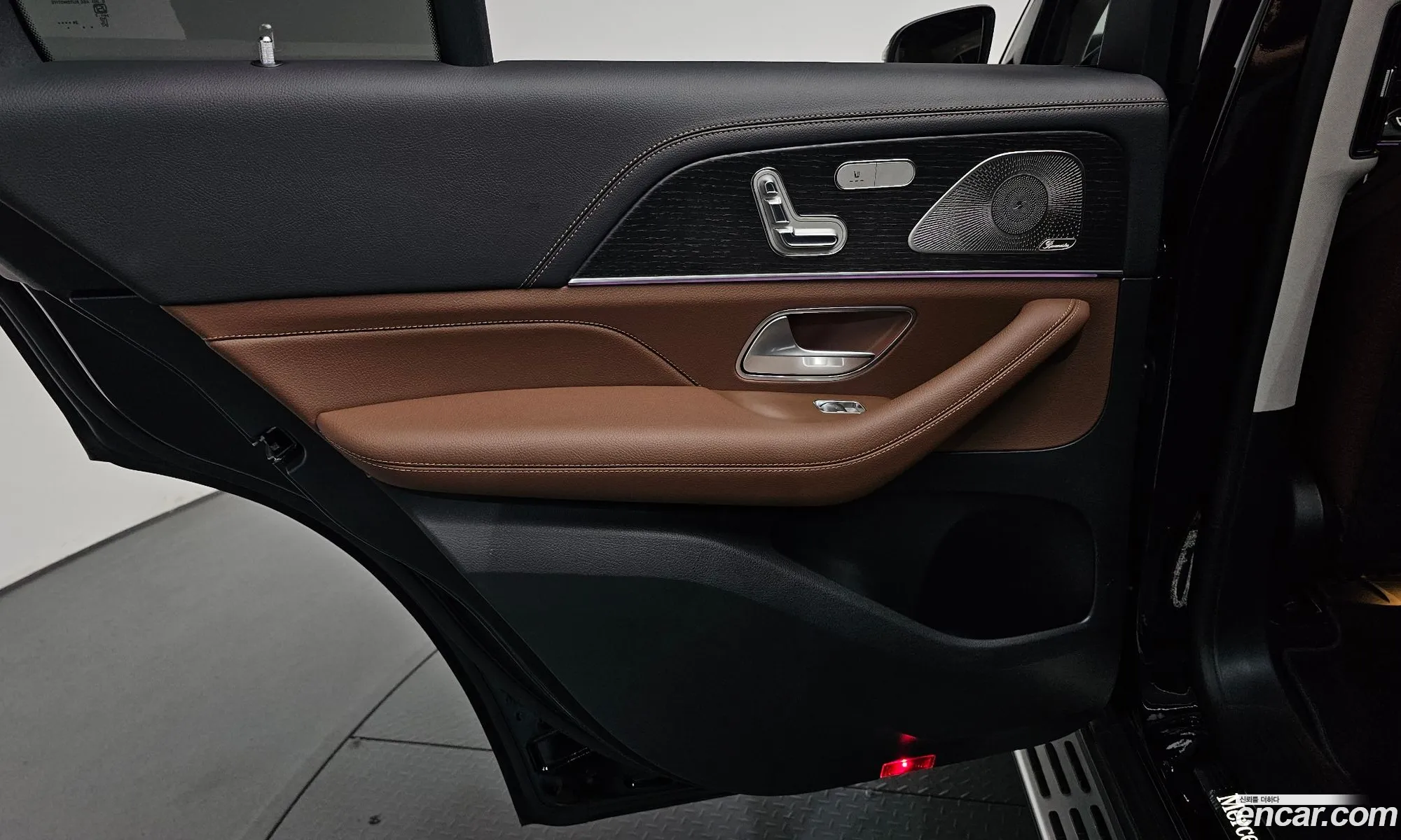 Mercedes-Benz GLE-Class W167 2025 — 10