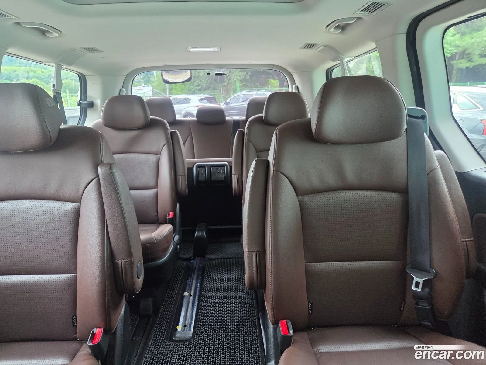 Hyundai Grand Starex 2019 — 13