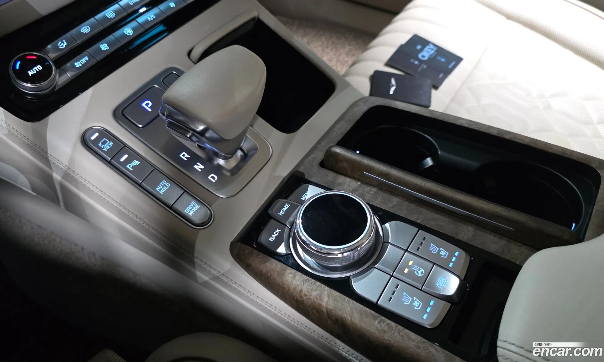 Genesis G90 2019 — 22