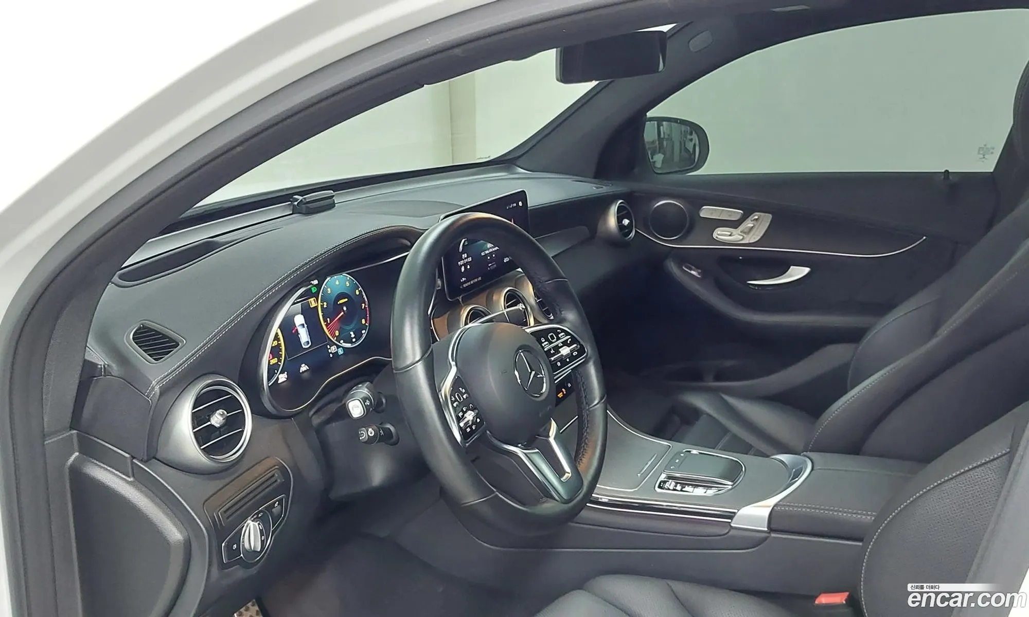 Mercedes-Benz GLC-Class X253 2022 — 12
