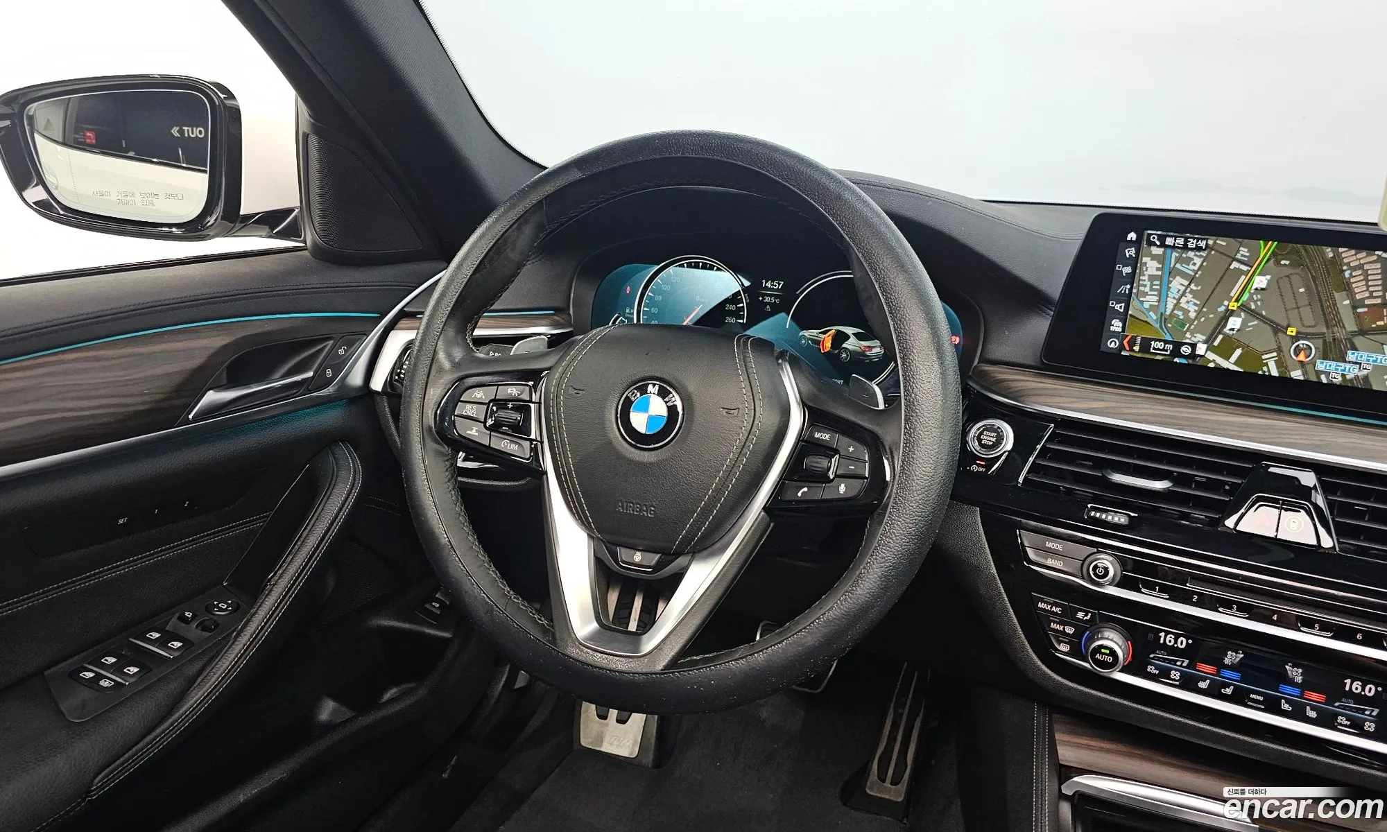 BMW 5 Series 2017 — 5